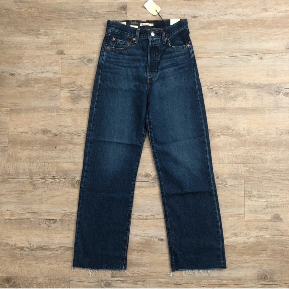 Levi’s RIBCAGE STRAIGHT ANKLE                                      Women’s 25x29